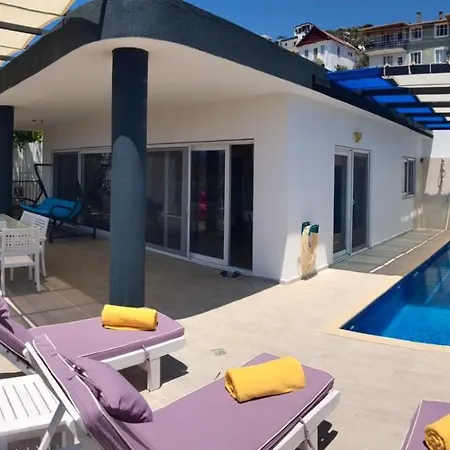 Villa Ugurlu קס